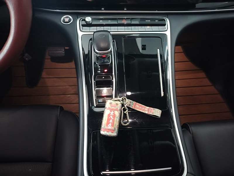 Used GAC Trumpchi M8 2021 Lingxiu Series 390T Deluxe Edition – Prestige — 13