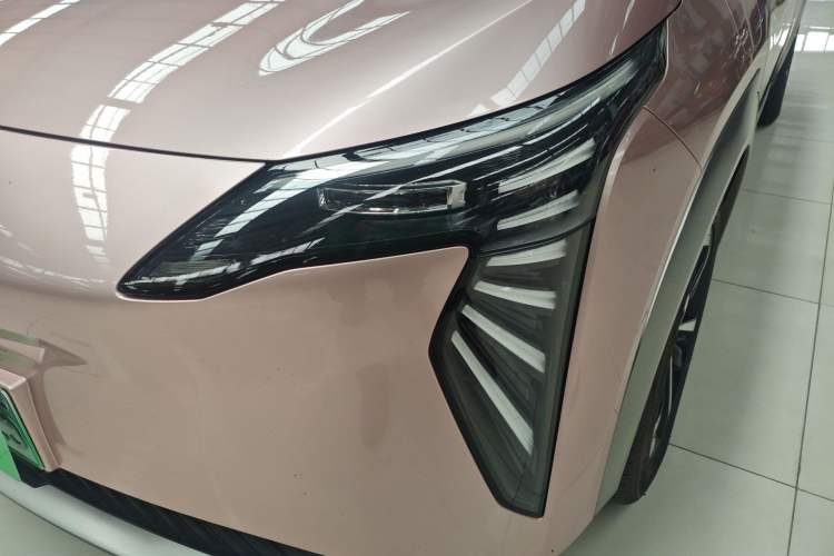 Used AION Y 2022 Plus 70 Smart Edition Left Front Headlight