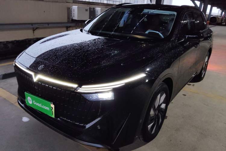 Used Venucia V DD-i 2023 110km iT Version