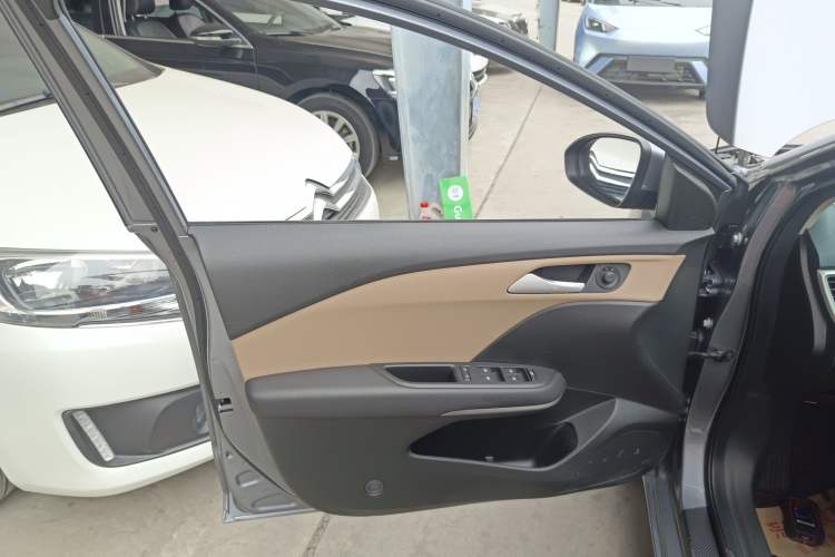 Used Chevrolet Monza 2022 320 Automatic Enjoyment Sunroof Version