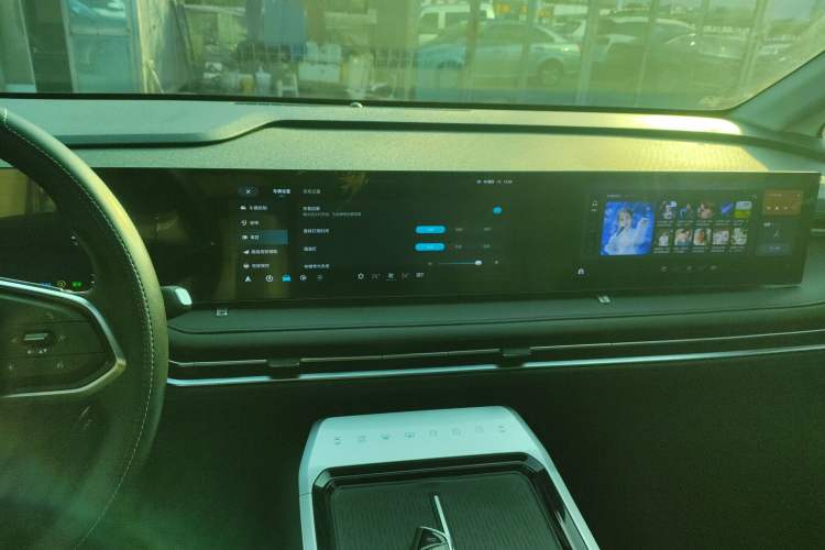 Used SAIC MAXUS Dajia 7 2024 Super Hybrid Ultra-Long Range Edition – Premium Version
