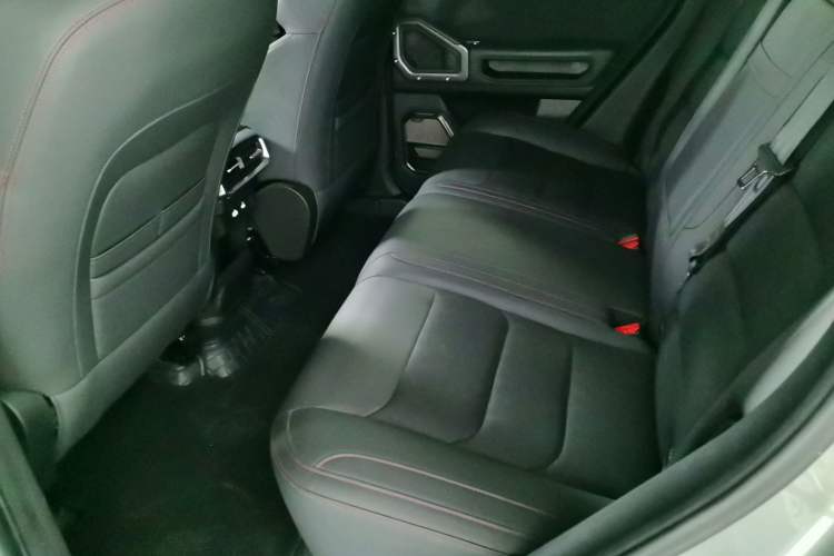 Used JETOUR Traveler 2023 2.0T All-Wheel Drive CrossPRO+