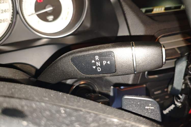 Used Mercedes-Benz E-Class 2016 E 200 Coupe Dynamic Edition Gear Lever