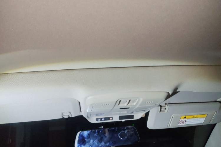 Used Buick Envision 2018 28T Four-Wheel Drive Elite Version Headliner