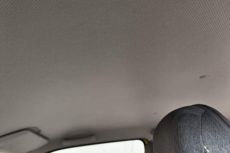 Used Wuling Hongguang MINIEV 2021 Macaron Premium Model – Lithium Iron Phosphate Headliner