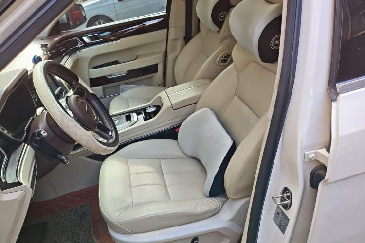 Used Zotye T700 2017 1.8T Dual-Clutch Prestige Model
