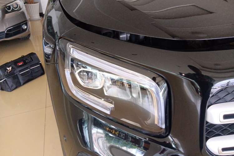 Used Mercedes-Benz GLB 2023 GLB 220 Sport Edition Right Front Headlight