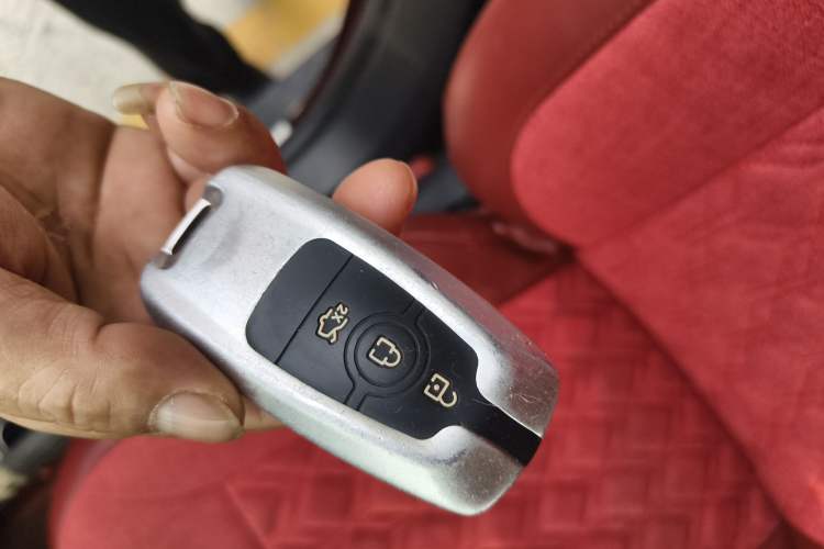 Used Ford Explorer 2020 EcoBoost 285 Rear-Drive Trend Edition 7-Seater Vehicle Key