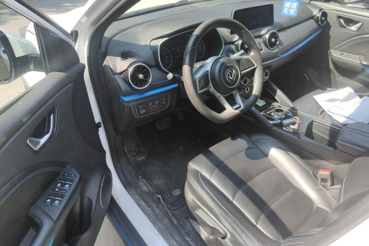 Used Dongfeng Fengon E3 2019 EVR Range-Extended Smart Enjoyment Model Driver Seat