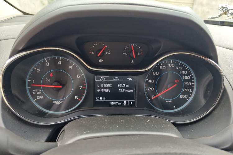 Used Chevrolet Cruze 2016 1.5L Automatic Luxury Edition Instrument Cluster