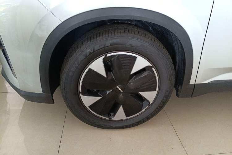 Used Dongfeng Aeolus L7 New Energy 2024 205 Air