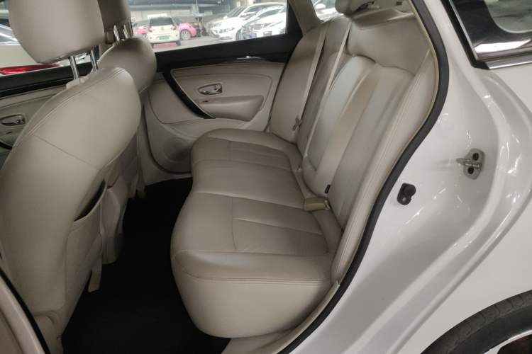 Used Dongfeng Aeolus A60 2016 1.5L Manual Luxury Version
