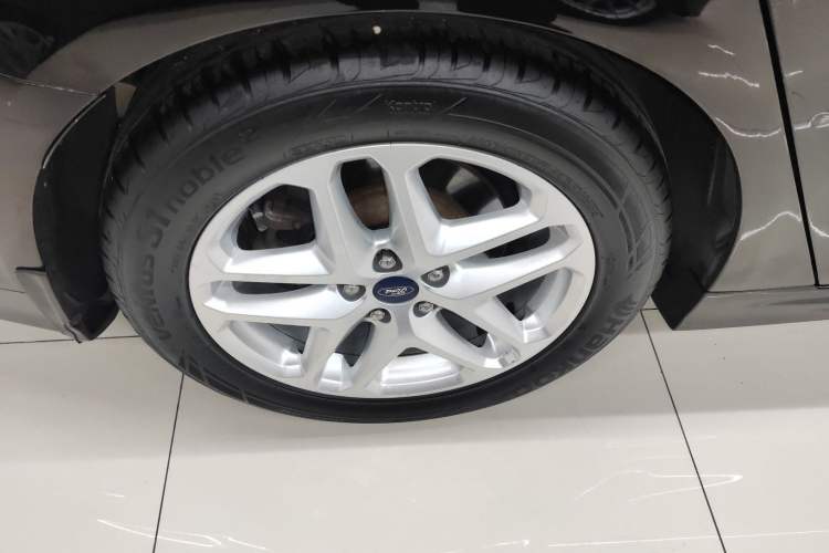 Used Ford Mondeo 2013 1.5L GTDi180 Fashion Edition Right Rear Wheel Hub