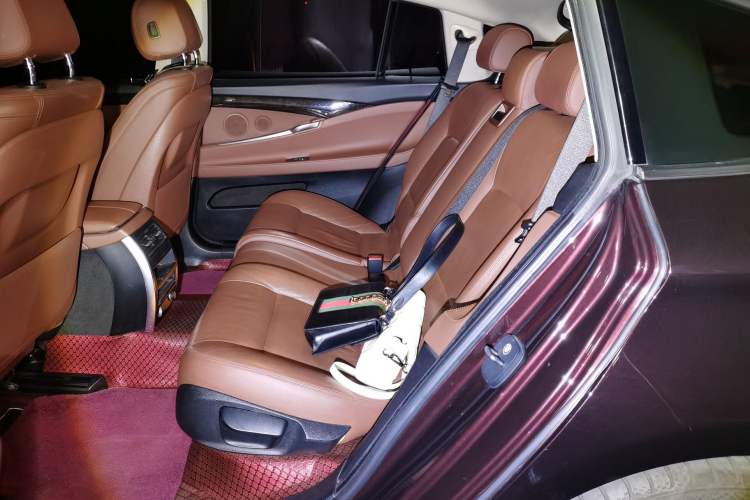 Used BMW 5 Series GT 2015 528i Leading Model