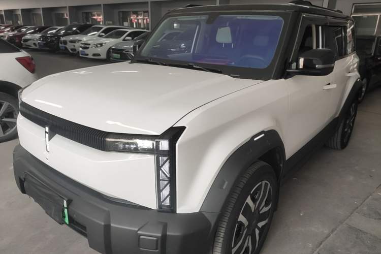 Used iCAR 03 2024 472km Four-Wheel Drive Long-Range Version