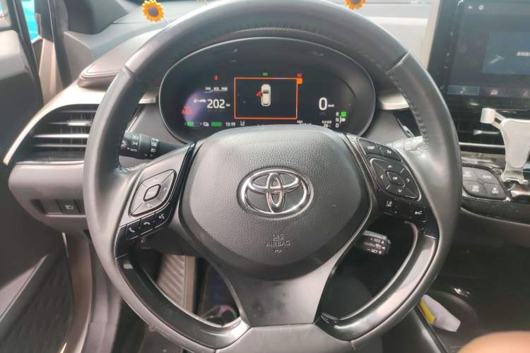 Used Toyota C-HR EV 2020 Deluxe Sunroof Edition