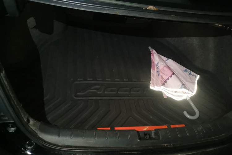 Used Honda Accord 2016 2.0L Comfort Edition Trunk