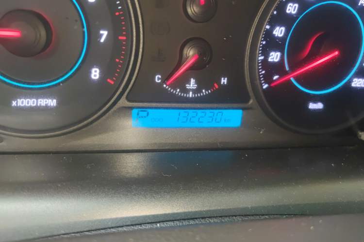 Used Chevrolet Captiva 2012 2.4L 4x4 Flagship Edition 7 Seats