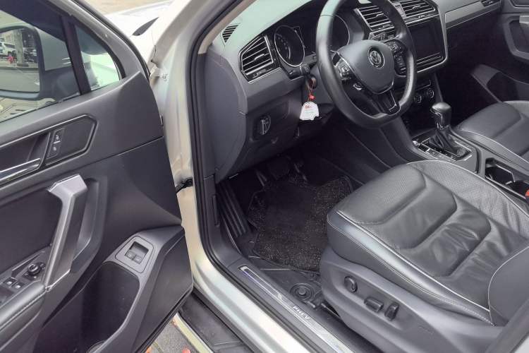 Used Volkswagen Tiguan L New Energy 2019 430 PHEV Hybrid Flagship Model Driver Seat