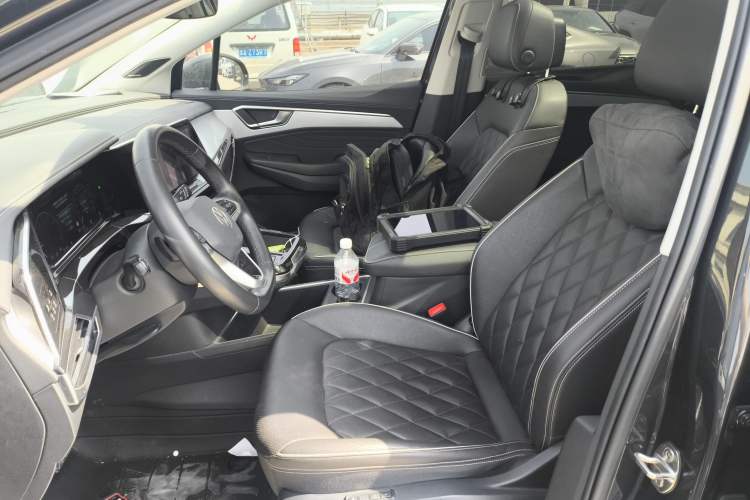 Used Volkswagen Talagon 2022 380TSI Four-Wheel Drive Flagship Shengjing Edition 6 Seats Left Front Seat