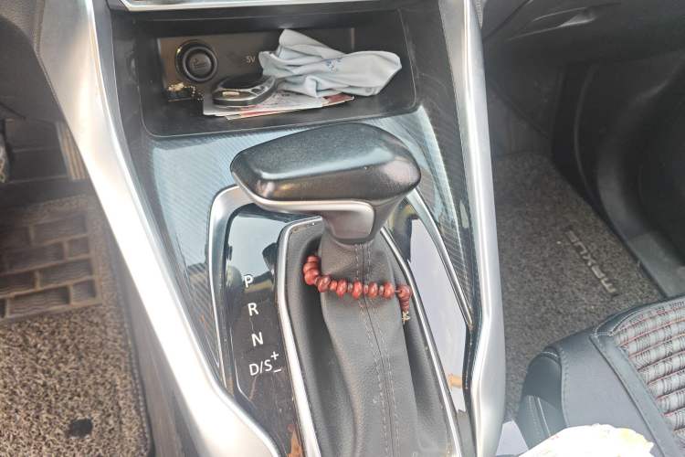 Used SAIC MAXUS G50 2019 1.5T Automatic Elite Edition China VI Standard Gear Lever