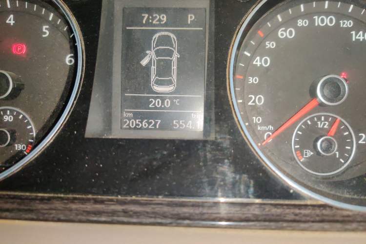 Used Volkswagen Magotan 2012 Facelift 1.8TSI Prestige Model