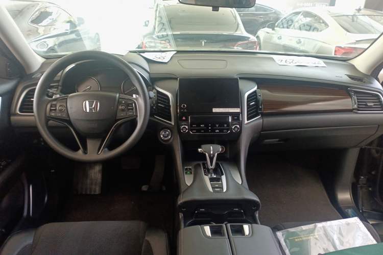 Used Honda Avancier 2017 240TURBO Two-Wheel Drive Elite Edition
