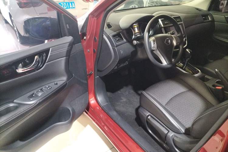 Used Nissan Tiida 2019 1.6L CVT Smart Drive Version China VI Standard