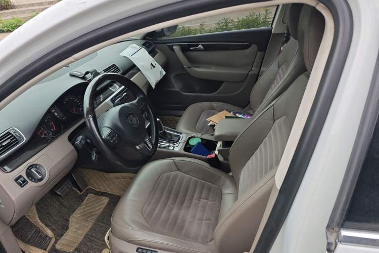 Used Volkswagen Magotan 2013 2.0 TSI Ultimate Model Left Front Seat