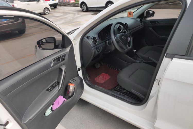 Used Volkswagen Jetta 2017 1.5L Automatic Fashion Model Driver Seat