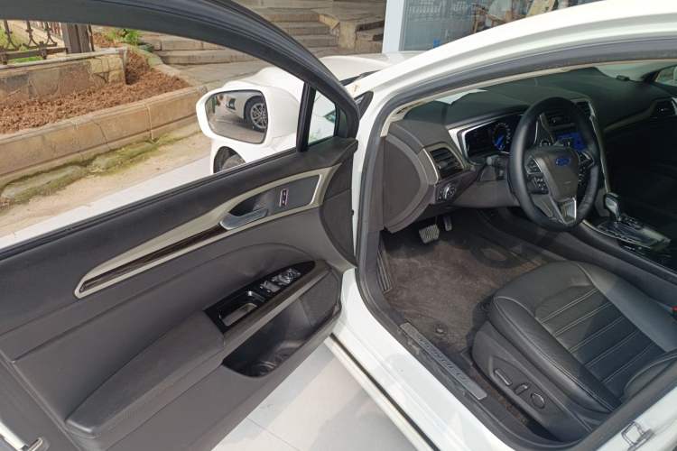 Used Ford Mondeo 2013 2.0L GTDi 200 Fashion Edition