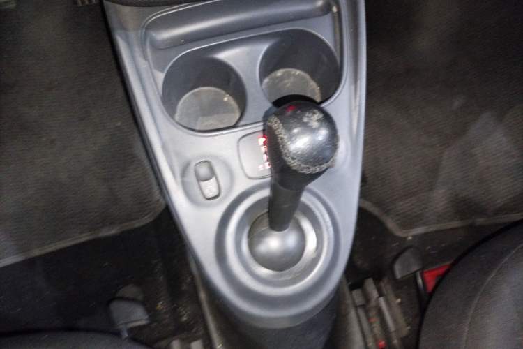 Used smart fortwo 2015 1.0L 52 kW hardtop Dynamic version