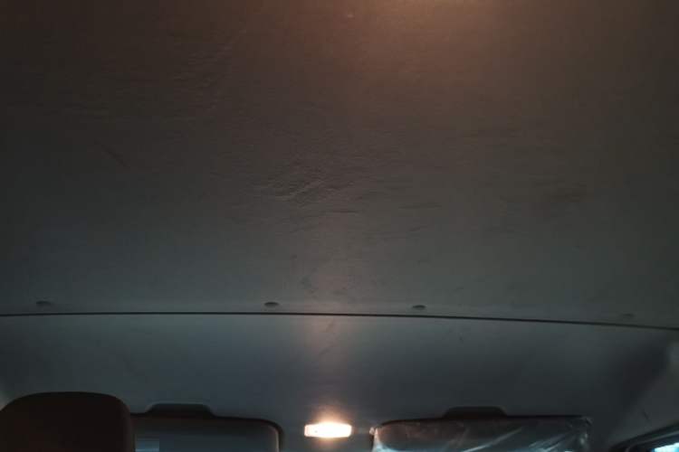 Used JMC Fushun 2025 2.0T 6MT Diesel Short-Wheelbase Low-Roof Commercial Multi-Purpose Passenger Vehicle with 5/6 Seats and Twin-Swing Tailgate
