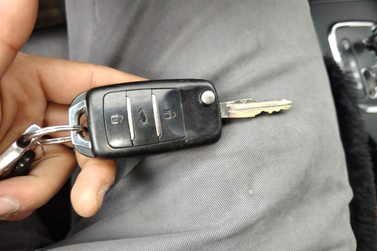 Used CHANGAN CS35 2015 1.6L Automatic Luxury Model China IV Standard Vehicle Key