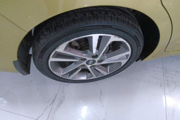 Used Hyundai Elantra (6th Generation / Lingdong) 2016 1.6L Automatic ZhiXuan – Elite Version Right Rear Wheel Hub