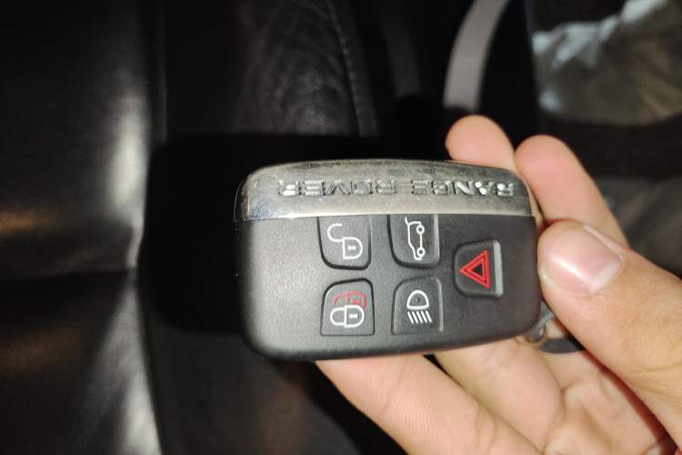 Used Land Rover Discovery 2013 3.0 SDV6 HSE Diesel Edition