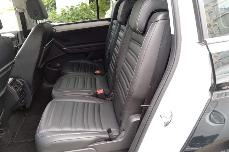 Used Volkswagen Touran 2021 Touran L 280TSI DSG Comfort Edition 7 Seats
