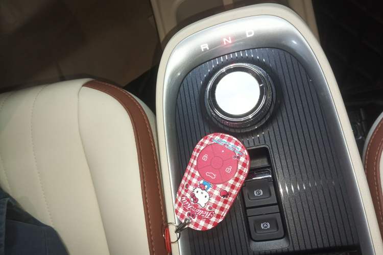 Used ORA Good Cat 2021 400km Standard Range Venus Edition Lithium Iron Phosphate