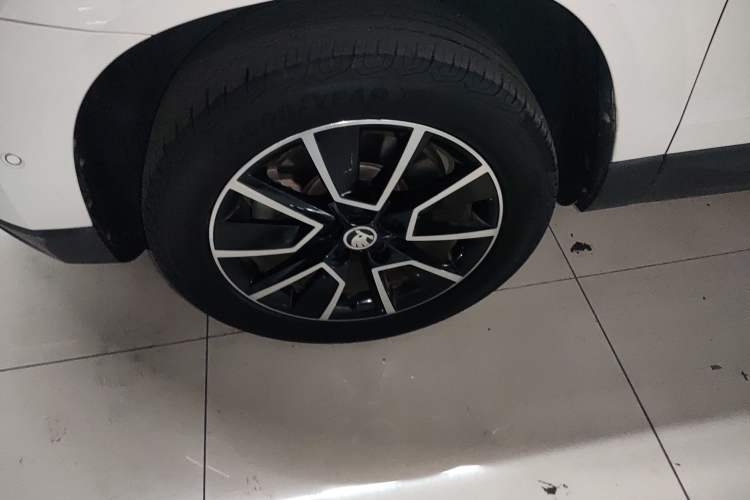 Used Skoda Karoq 2019 TSI280 SmartDrive Luxury Edition China V Standard Left Front Wheel Hub