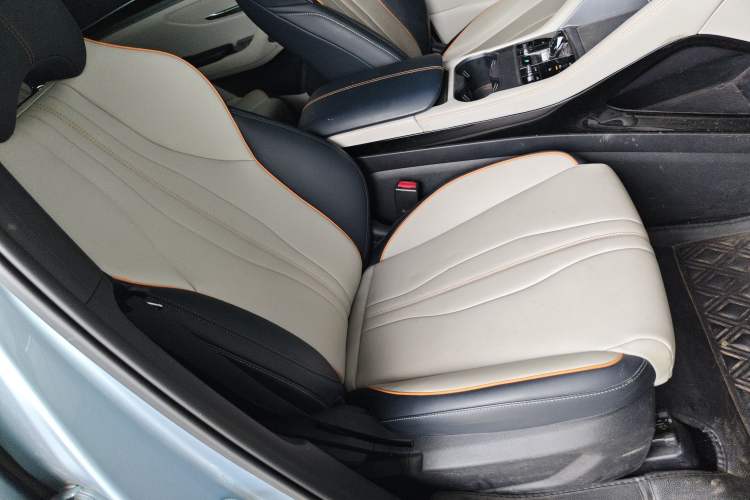 Used BYD Song PLUS New Energy 2023 Champion Edition DM-i 110KM Flagship Model Right Front Seat