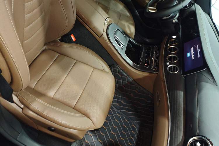 Used Mercedes-Benz E-Class New Energy 2022 Facelift E 350 e L Plug-in Hybrid Sedan
