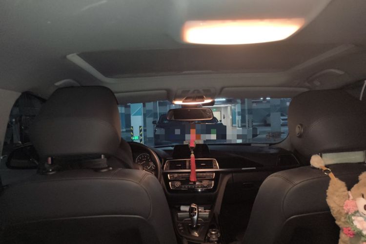 Used BMW 3 Series 2016 320i Fashion Model
