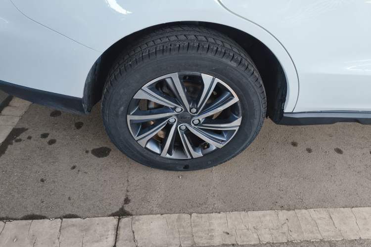 Used Geely Auto Vision X6 2020 1.4T CVT Luxury Edition