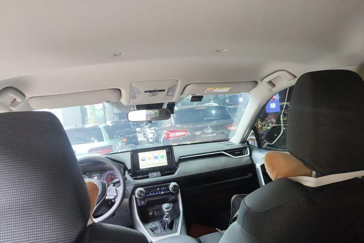 Used Toyota RAV4 2022 2.0L CVT Two-Wheel Drive Urban Edition