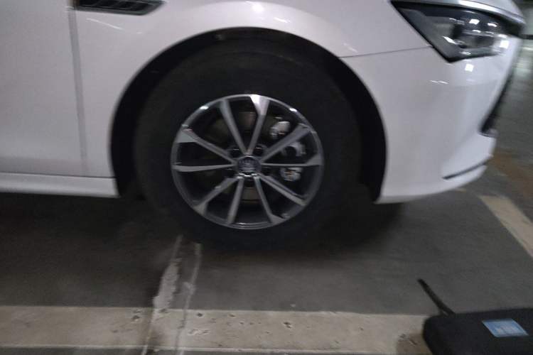 Used BYD Qin PLUS 2024 HONOR Edition DM-i 55KM Leading Model
