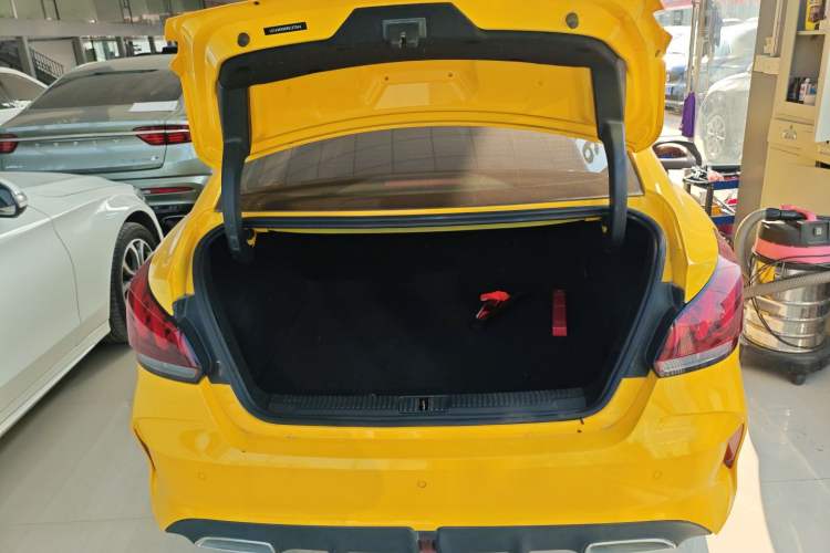 Used MG 5 2022 180 DVVT CVT Youth Luxury Edition Trunk