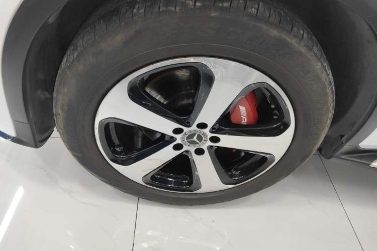 Used Mercedes-Benz GLC 2018 GLC 260 4MATIC Luxury Model