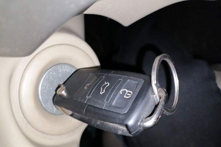 Used Nissan Sylphy 2012 Classic 1.6 XL Automatic Luxury Edition Vehicle Key