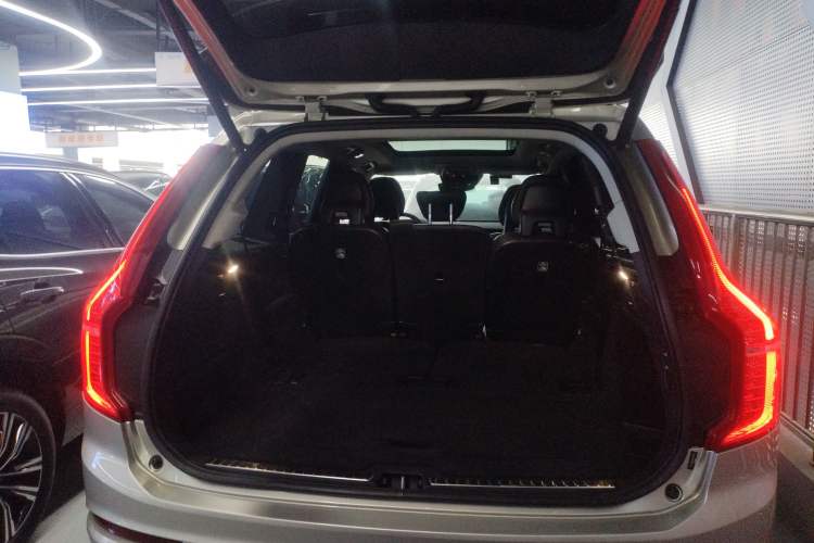 Used Volvo XC90 2015 T6 Zhiya Edition 7-seater Trunk