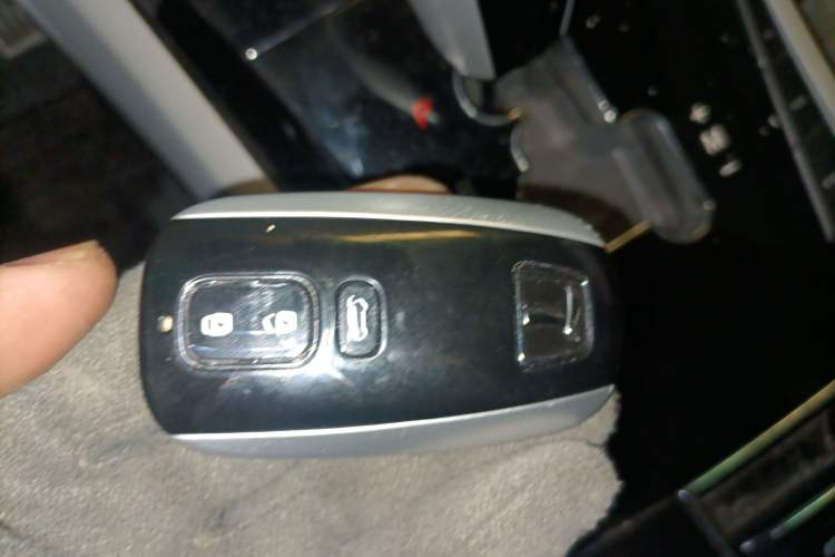 Used Luxgen Great 7 SUV 2014 2.2T Two-Wheel-Drive Smart Version